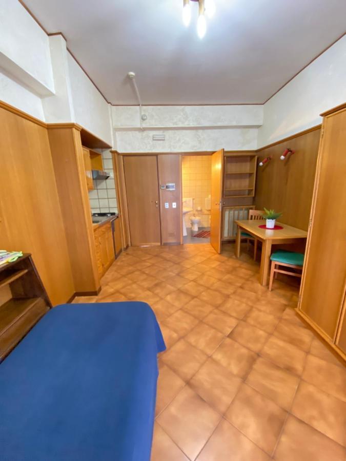 Residence Hotel Valery 몬테로톤도 외부 사진