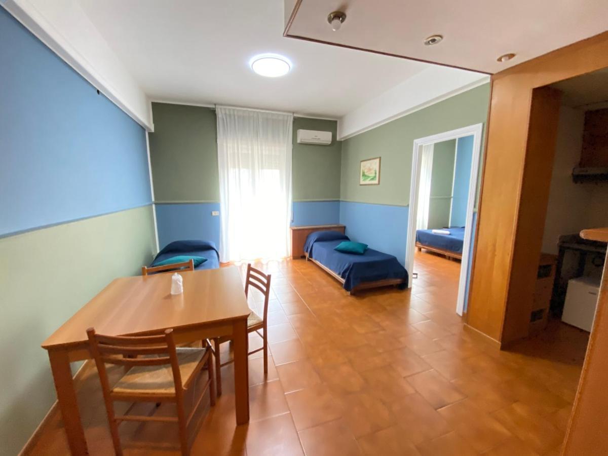 Residence Hotel Valery 몬테로톤도 외부 사진